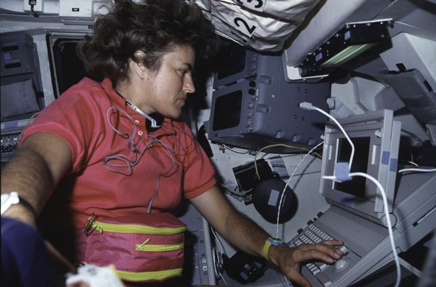 How to send email to space